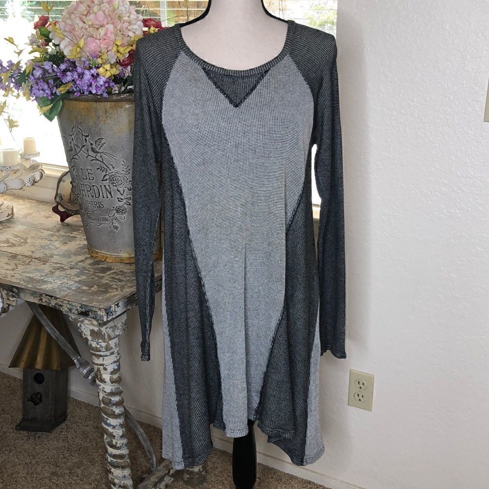 Cut Loose Casual Gray Waffle Knit Shift Dress Size M
